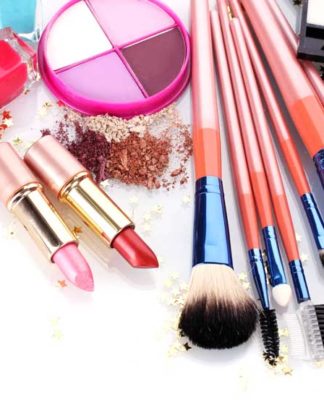 Pinceles y brochas de maquillaje: ¡Mantenlos limpios! brochas-maquillaje